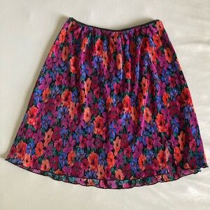 Floral silky skirt